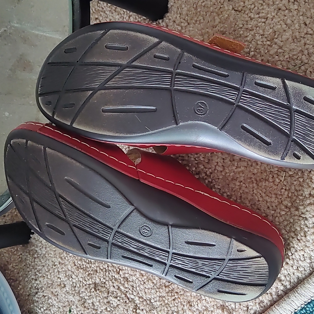 Sandal - Picture 5 of 5